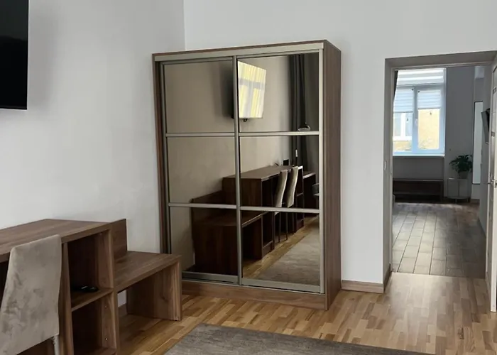 Fiesta Apartment On Franka 2Br-6P