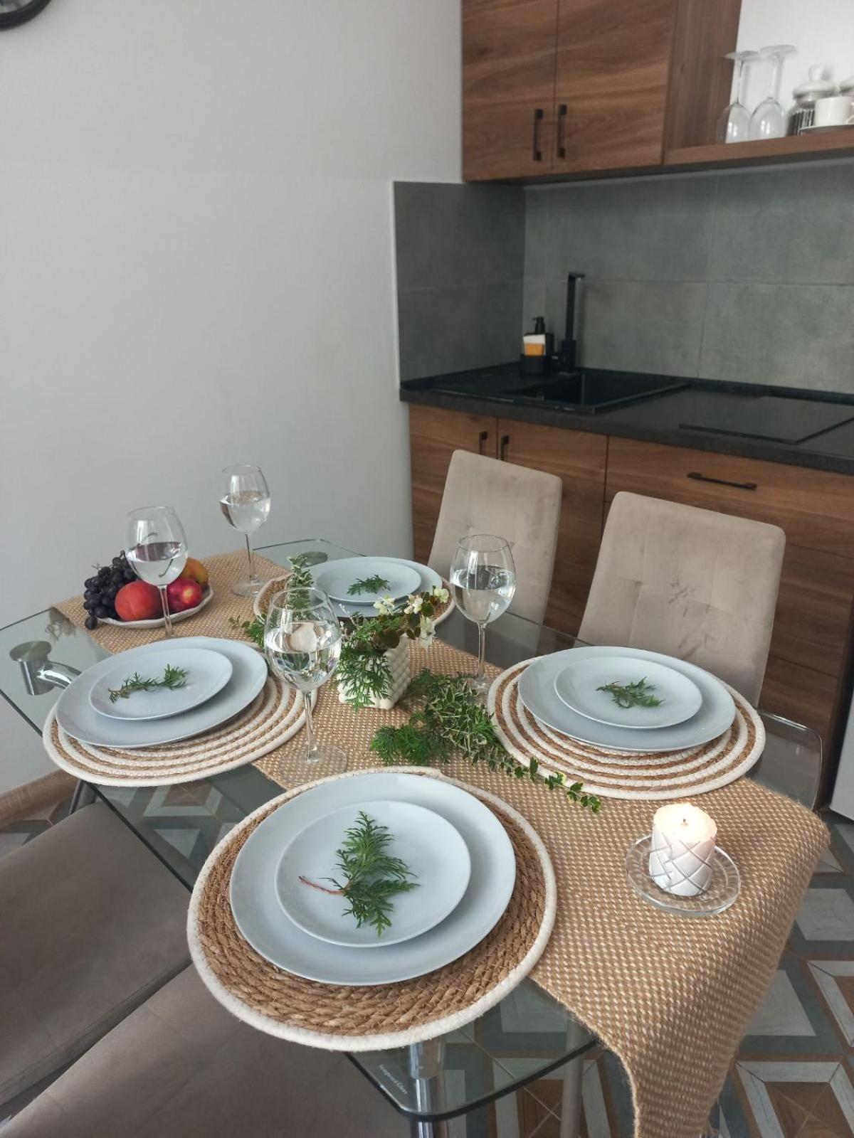 Fiesta On Franka 2br-6p Apartment