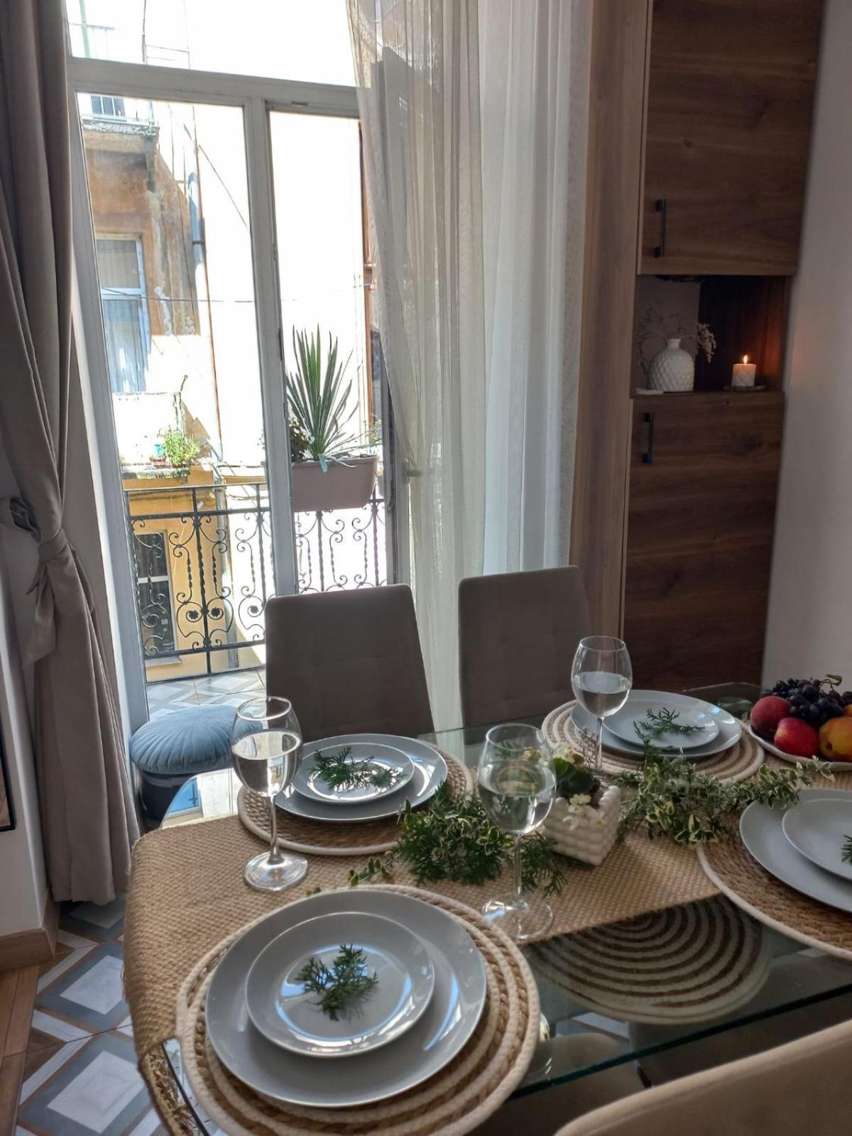 Fiesta On Franka 2br-6p * Lviv